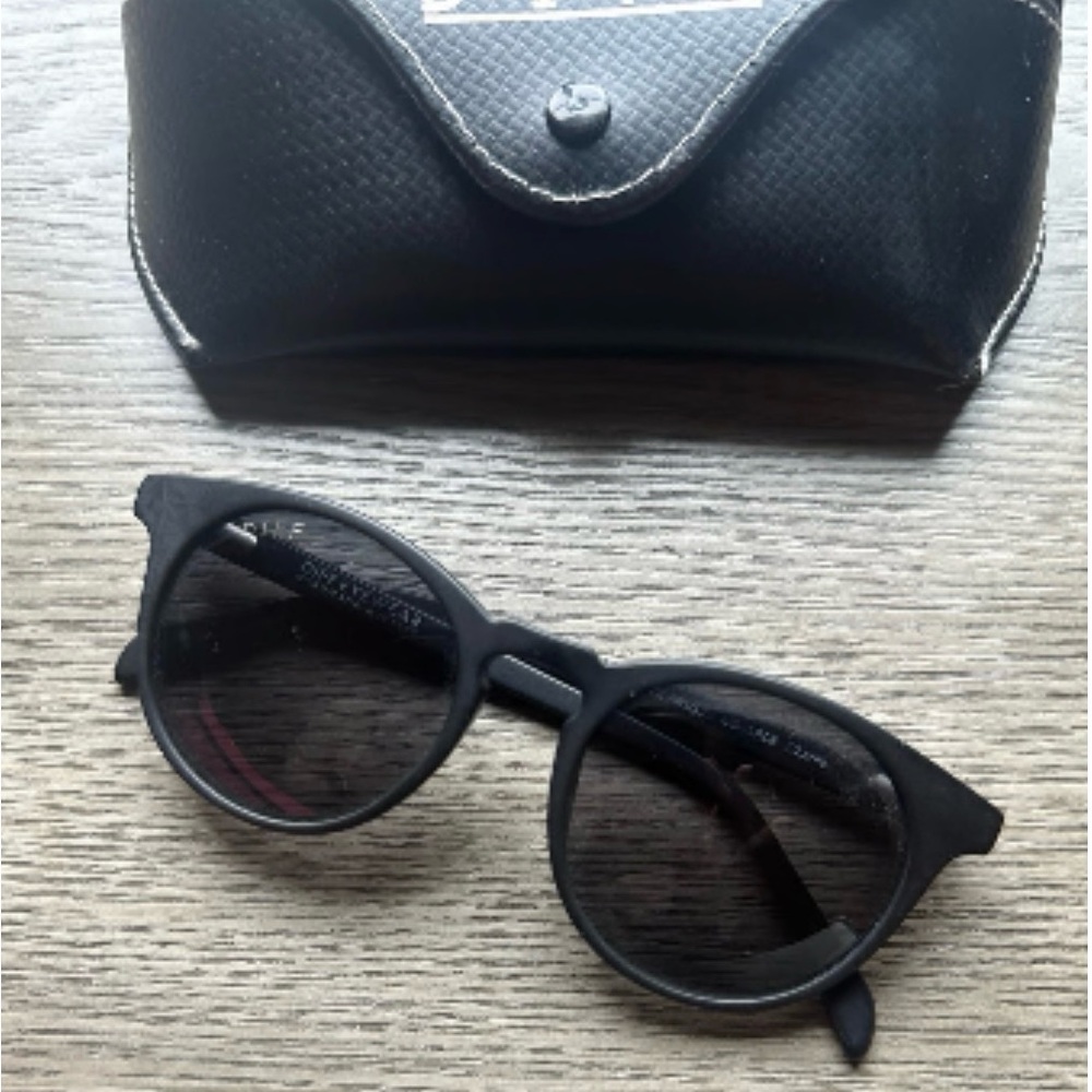Diff Sunglasses - image 1